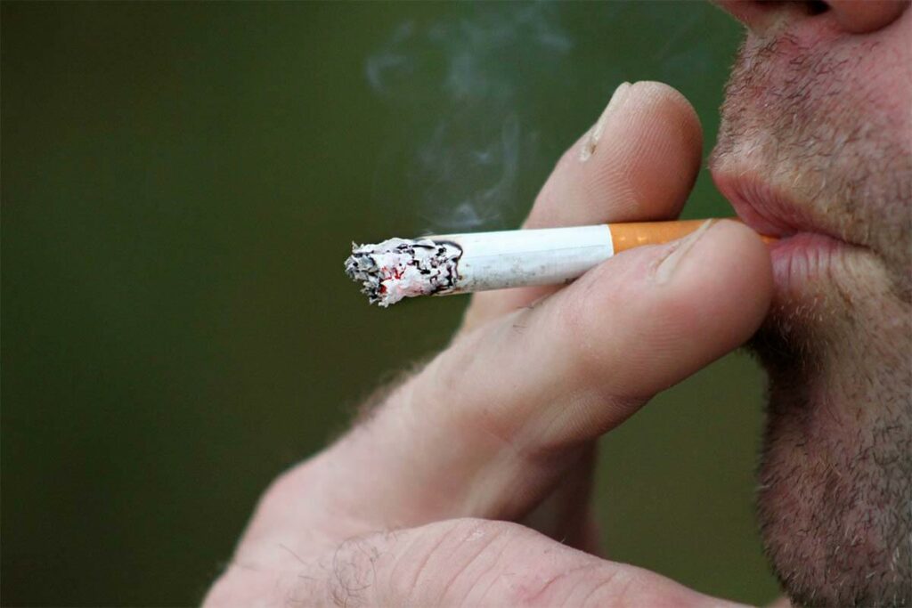Smoking and vitamin C